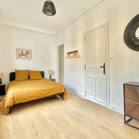 Spacious 2 Luxury Renovated Terrace Garage-madeleine