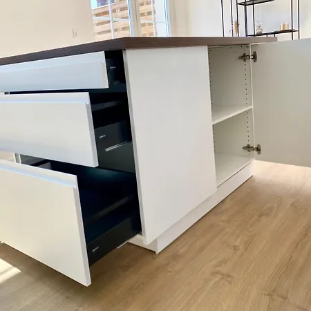 Spacious 2 Luxury Renovated Terrace Garage-madeleine شقة أنجير