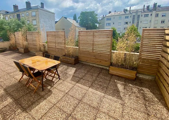 Spacious 2 Luxury Renovated Terrace Garage-madeleine דירה *